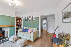 Lounge- click for photo gallery